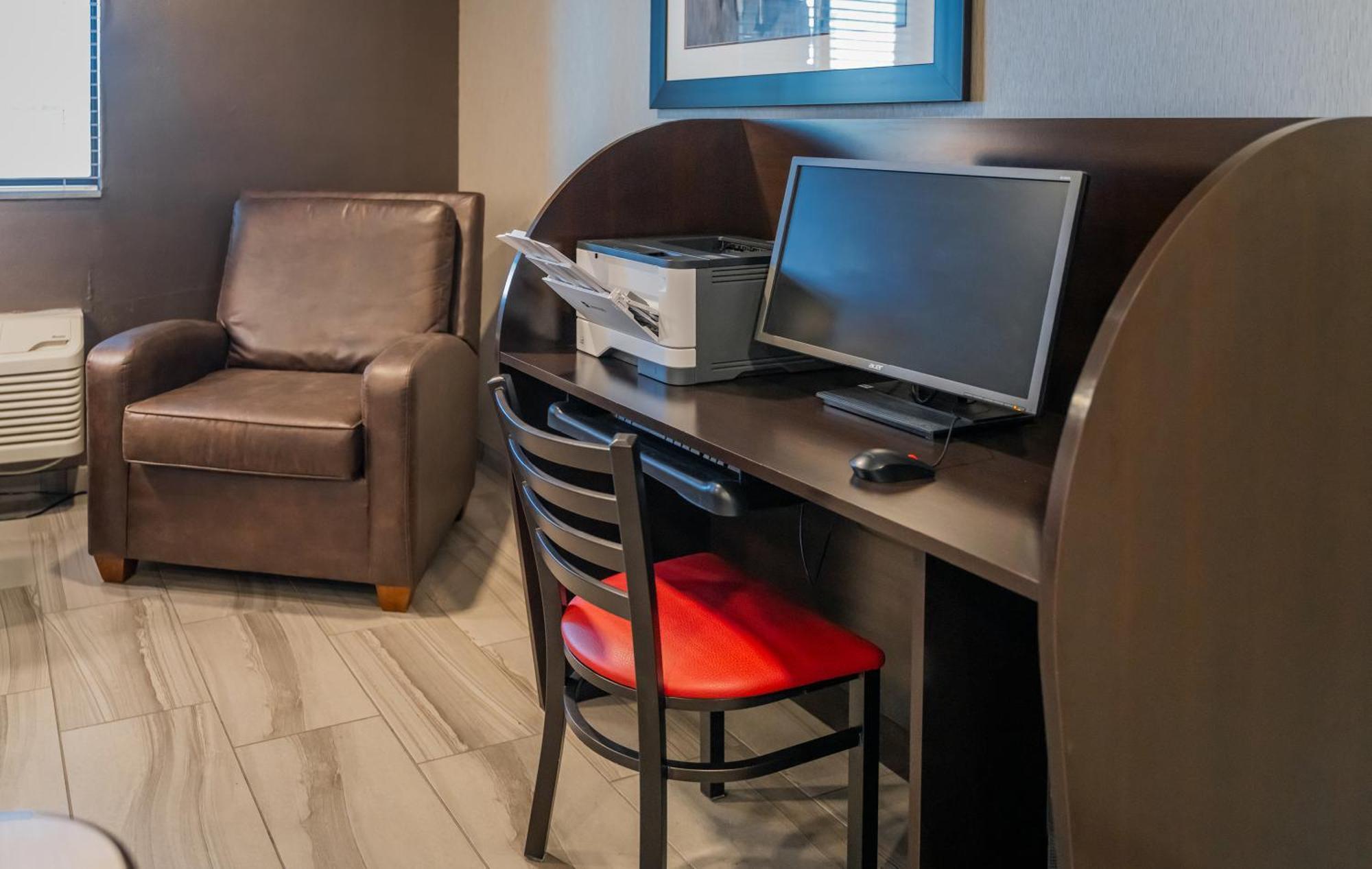My Place Hotel-medford, Or Hotel 3*
